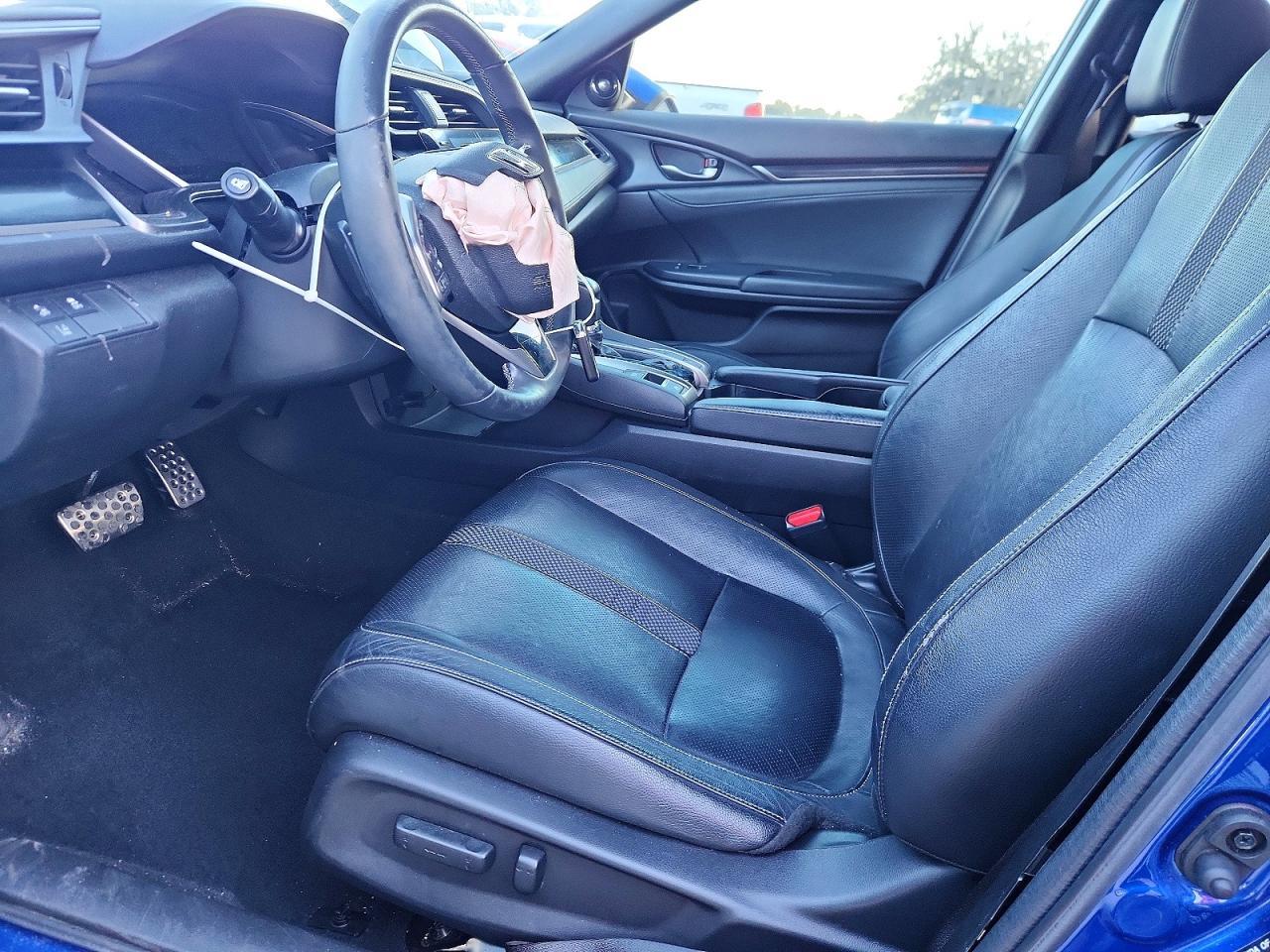 2020 Honda Civic Sport Touring - Фото 7