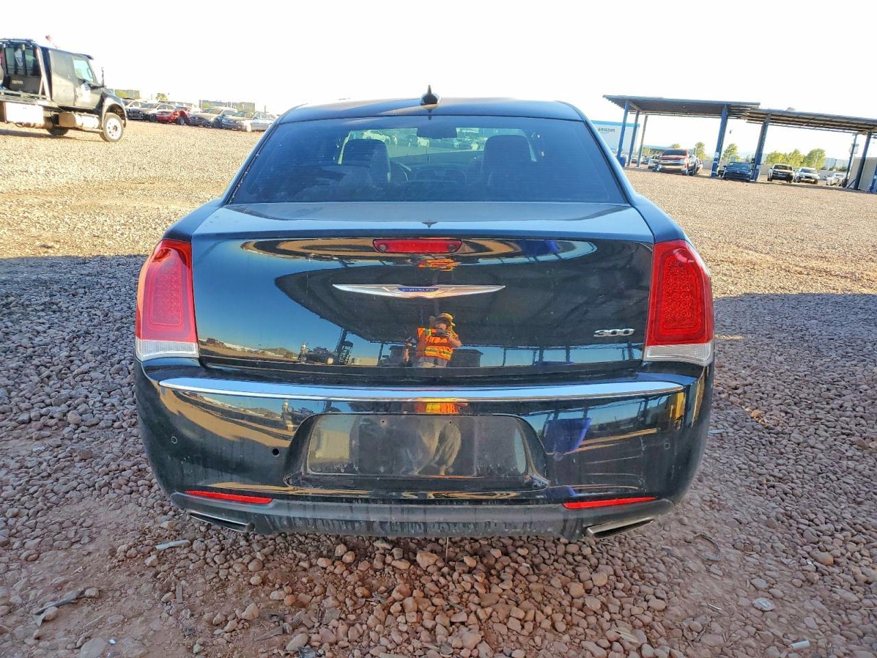 2021 Chrysler 300 Touring - Image 6