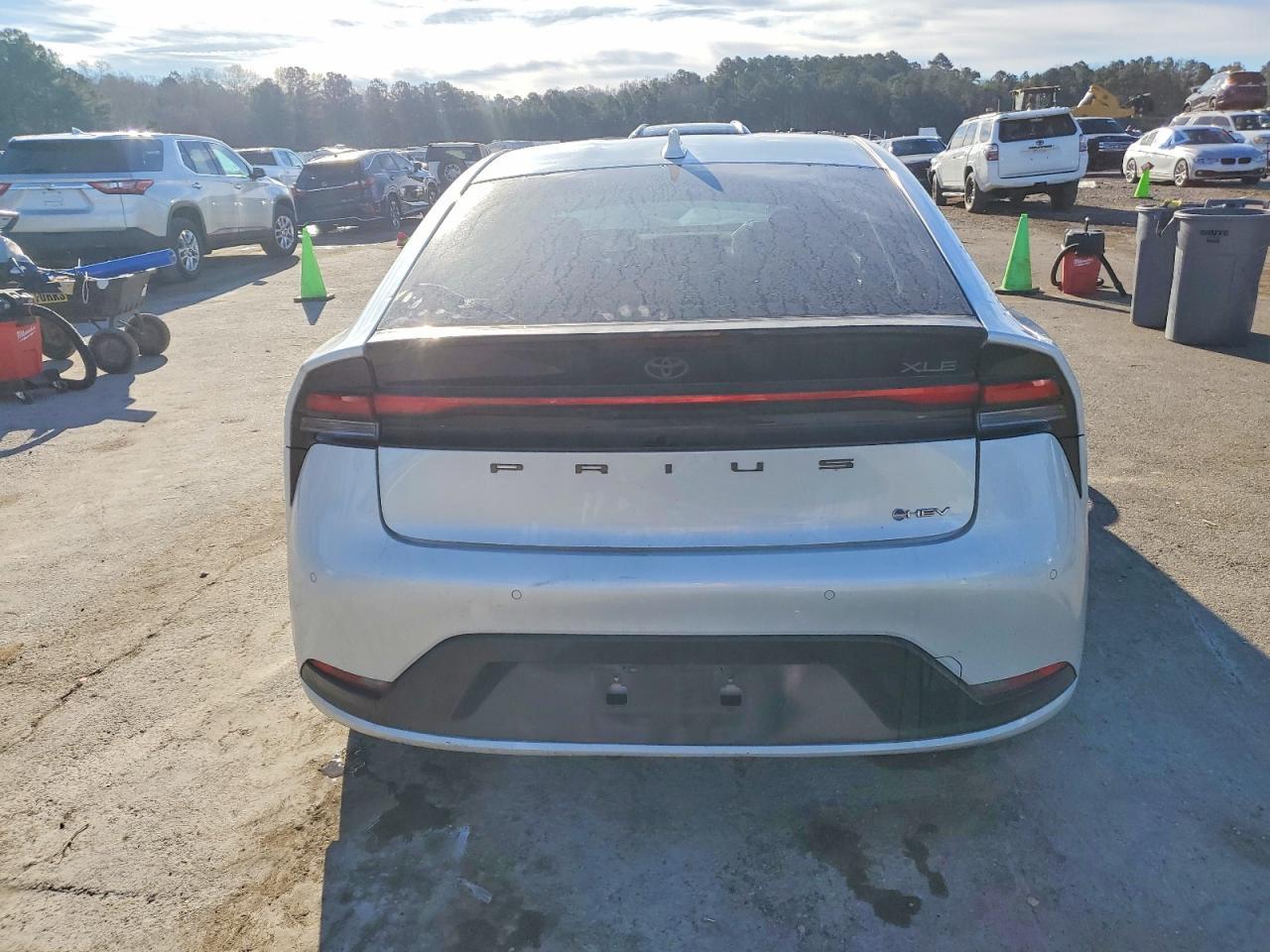 2023 Toyota Prius Le - Image 6