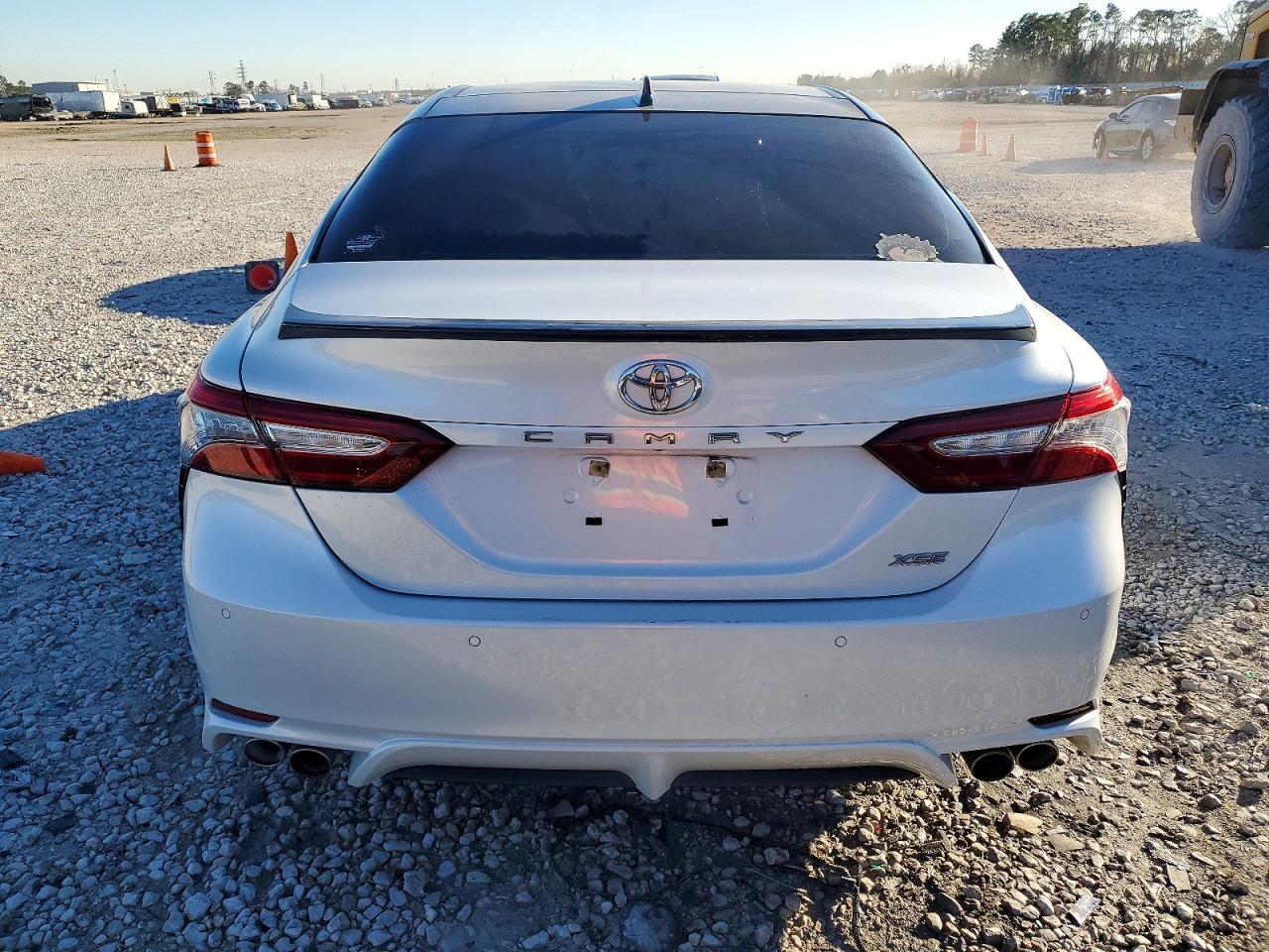 2018 Toyota Camry Xse - Фото 6