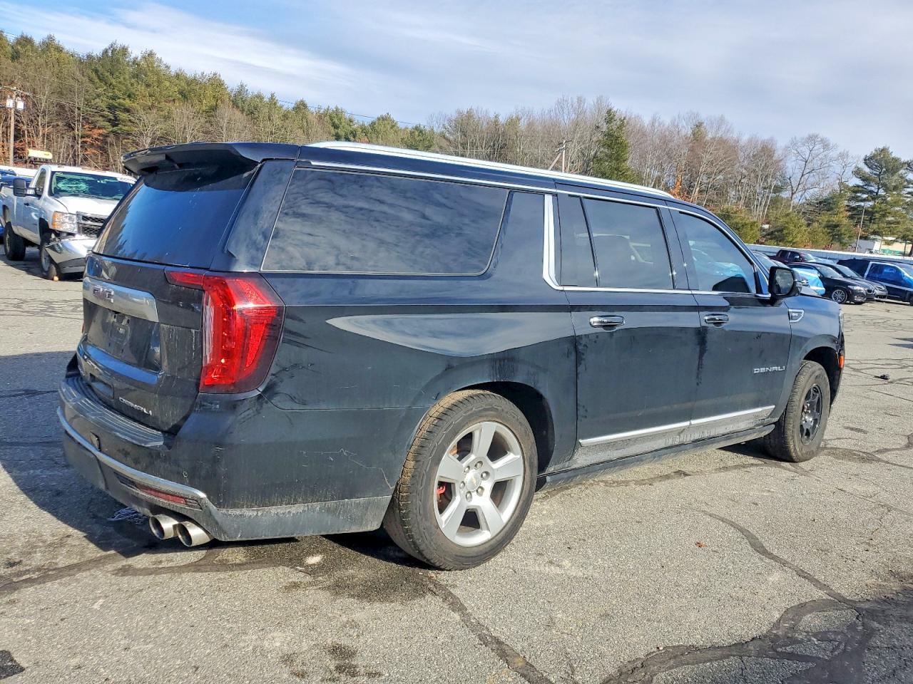 2021 GMC Yukon Xl Denali - Фото 3