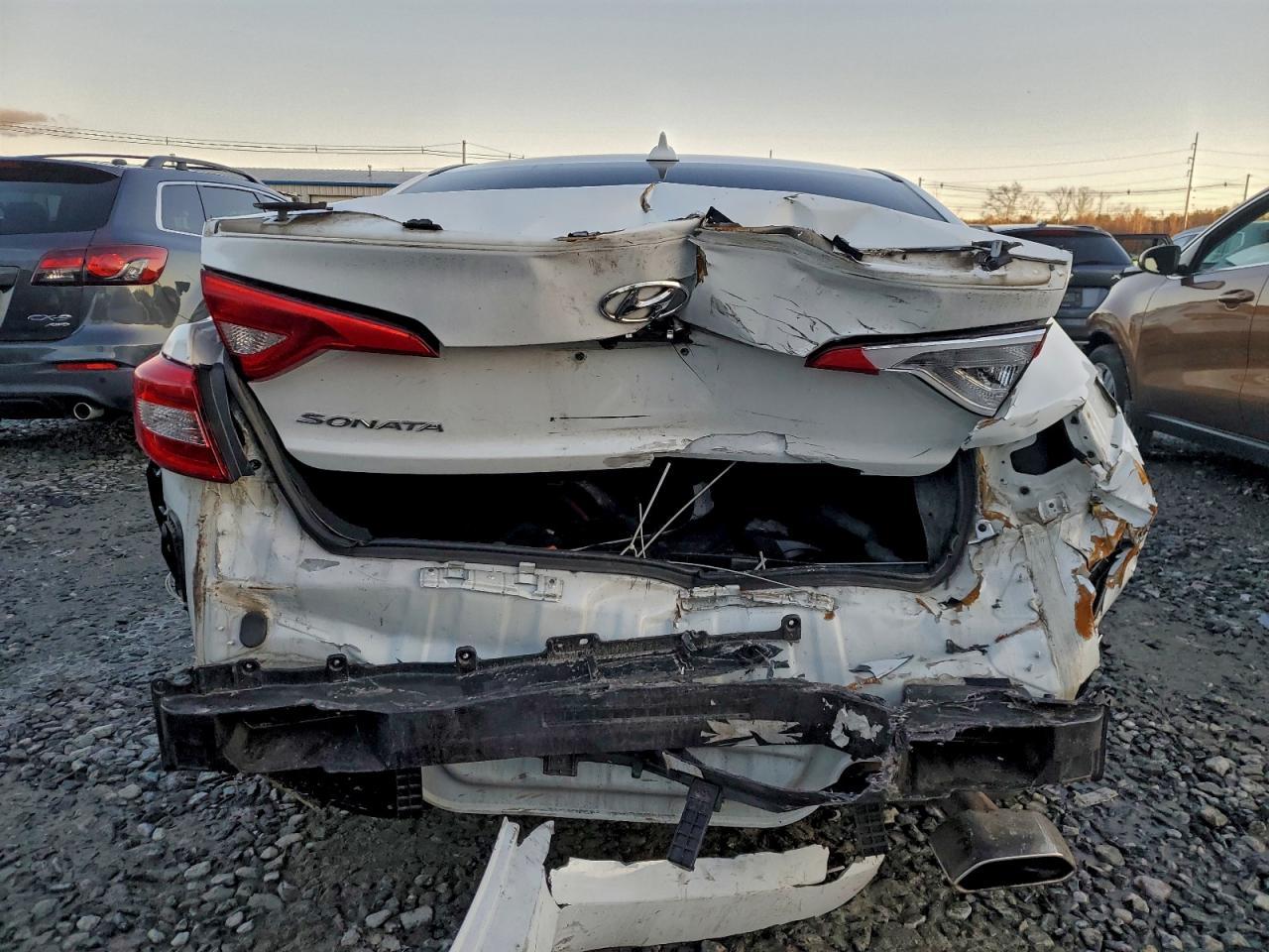 2017 Hyundai Sonata Se - Фото 6