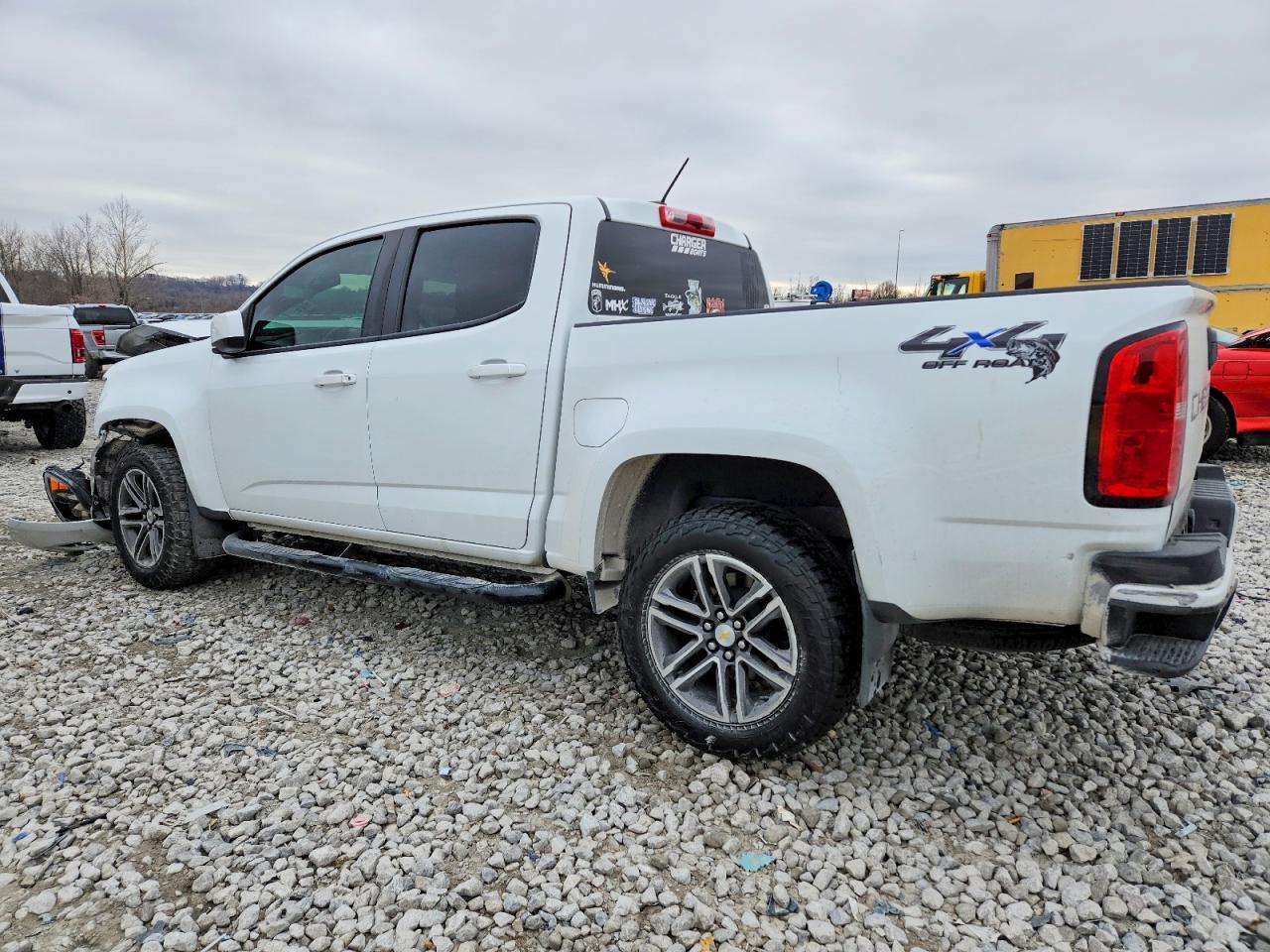 2021 Chevrolet Colorado - Фото 2