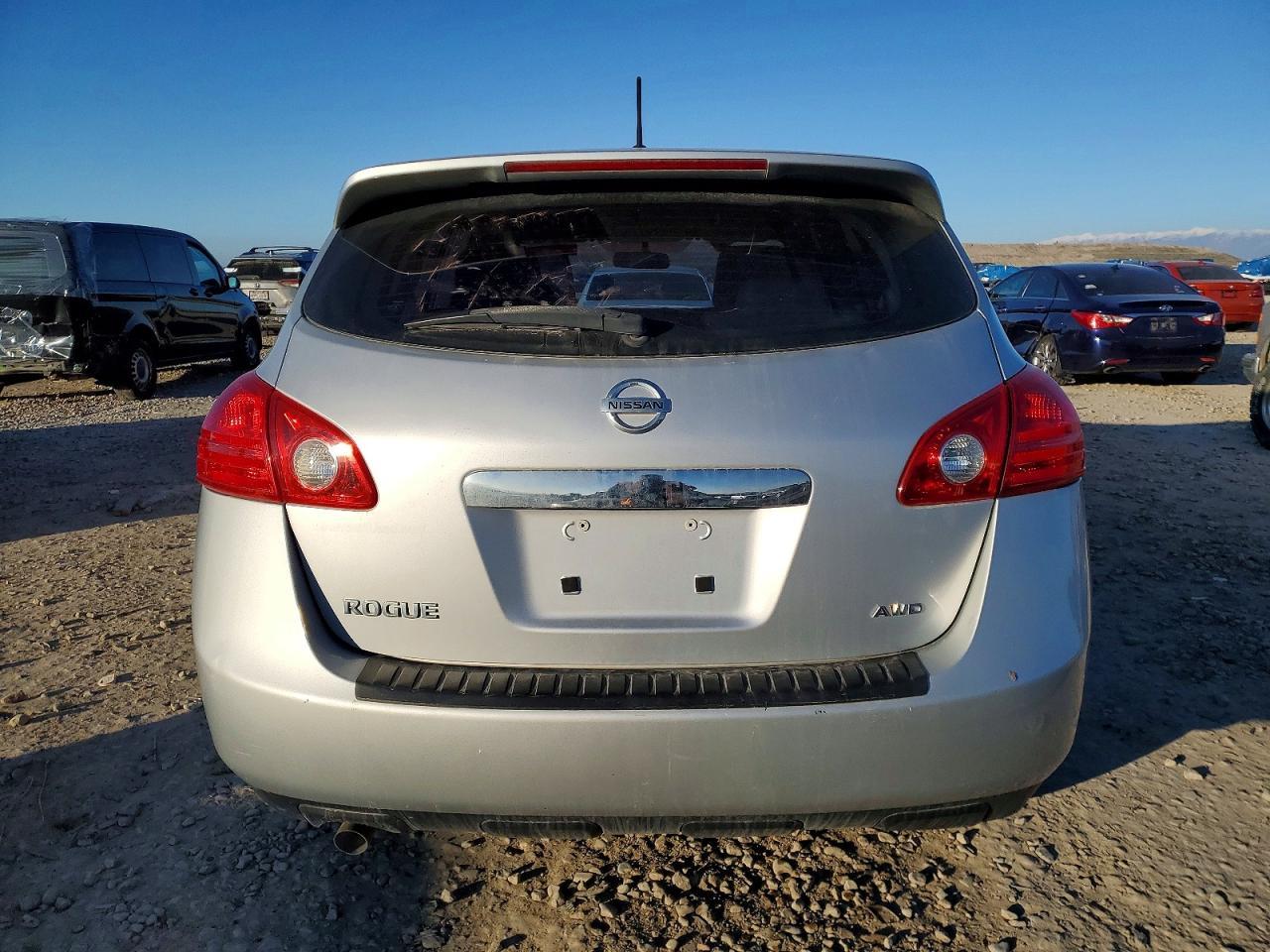 2013 Nissan Rogue S - Image 6