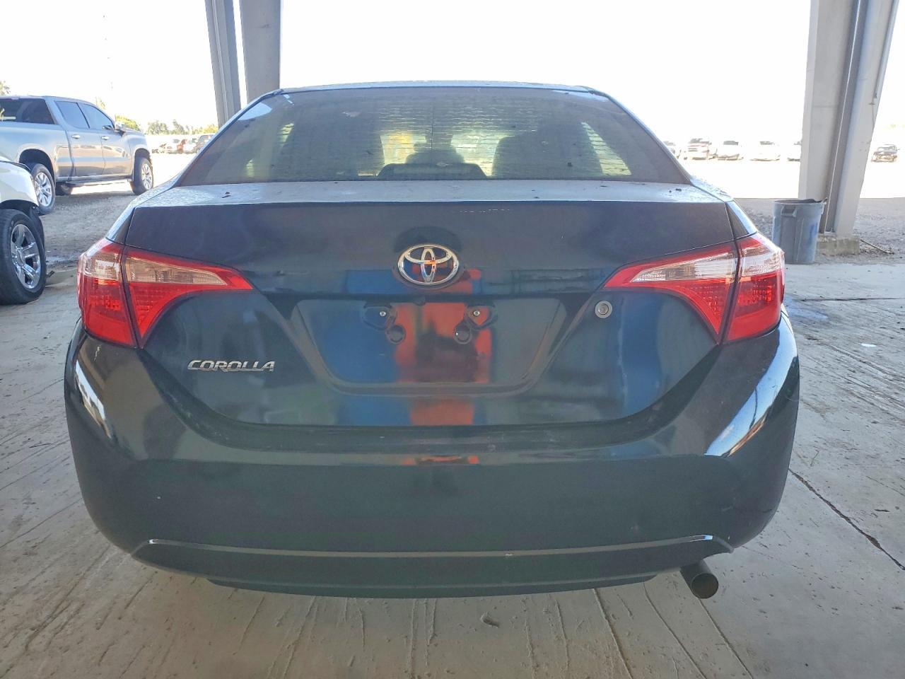 2018 Toyota Corolla L - Image 6