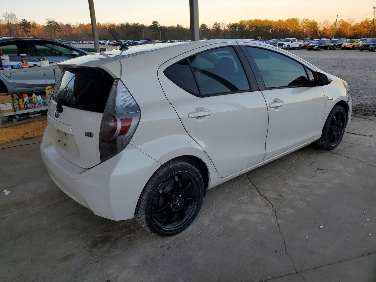 2013 Toyota Prius C - Фото 4