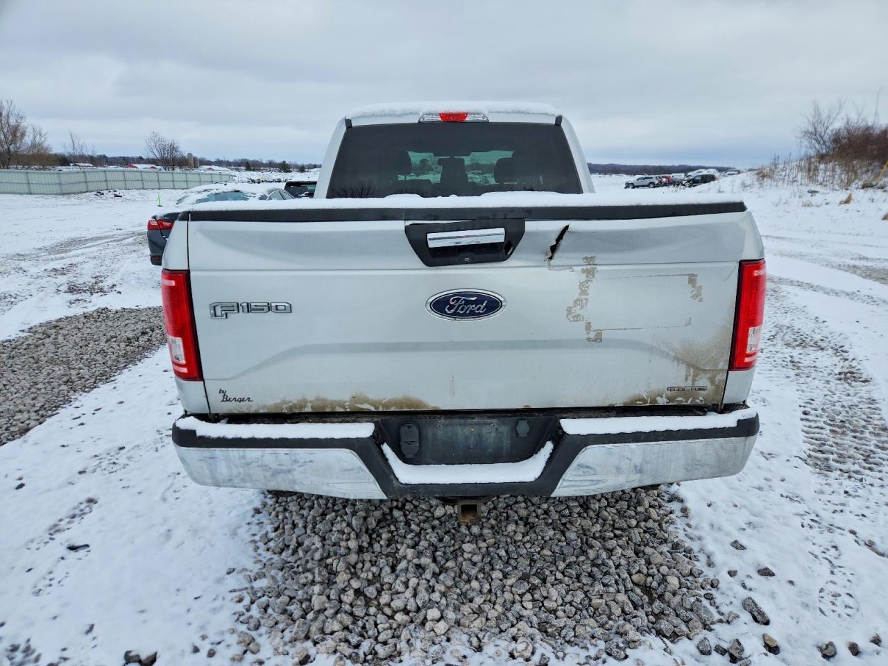 2015 Ford F150 Supercrew - Фото 6