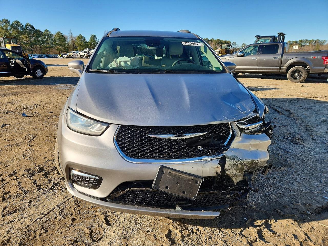2021 Chrysler Pacifica Touring L - Image 5