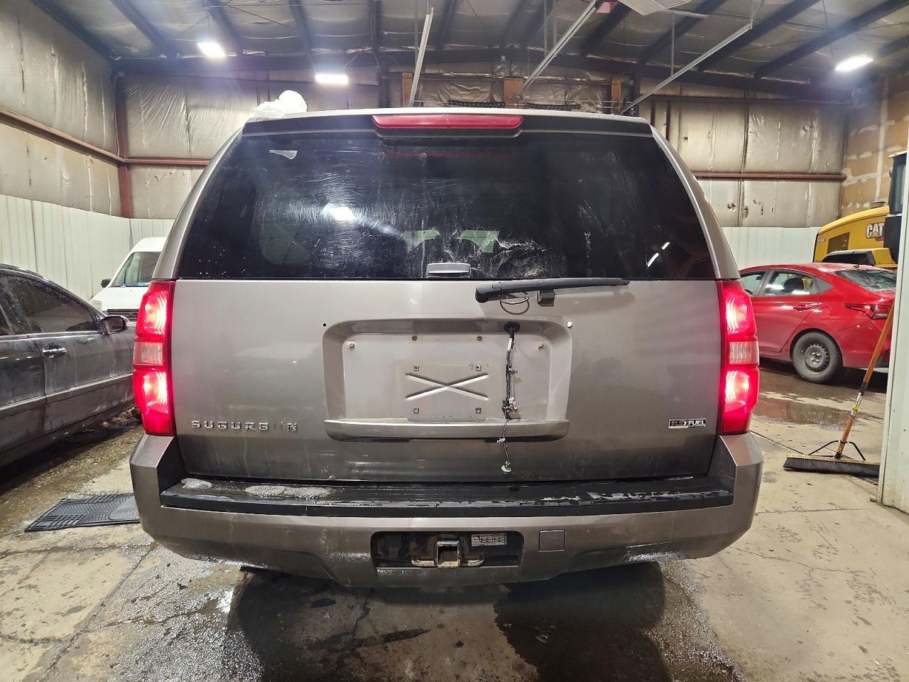 2009 Chevrolet Suburban K1500 Ls - Фото 6