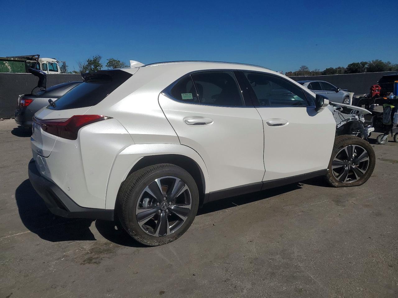 2025 Lexus Ux 300H Base - Image 3