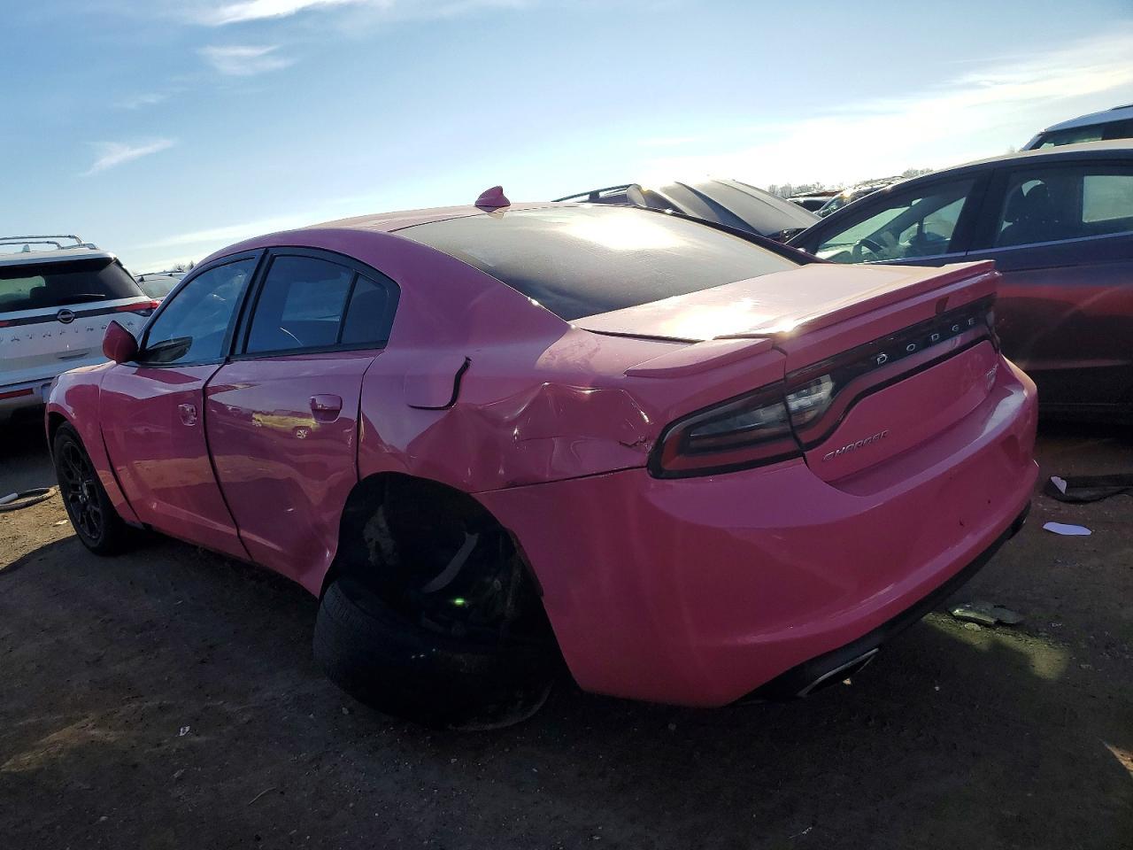 2015 Dodge Charger Sxt - Фото 2
