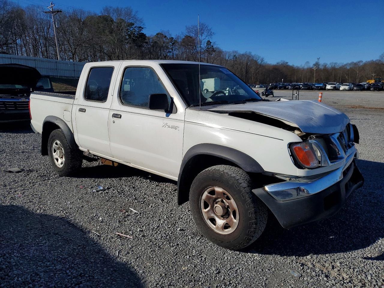 2000 Nissan Frontier Crew Cab Xe - Фото 4