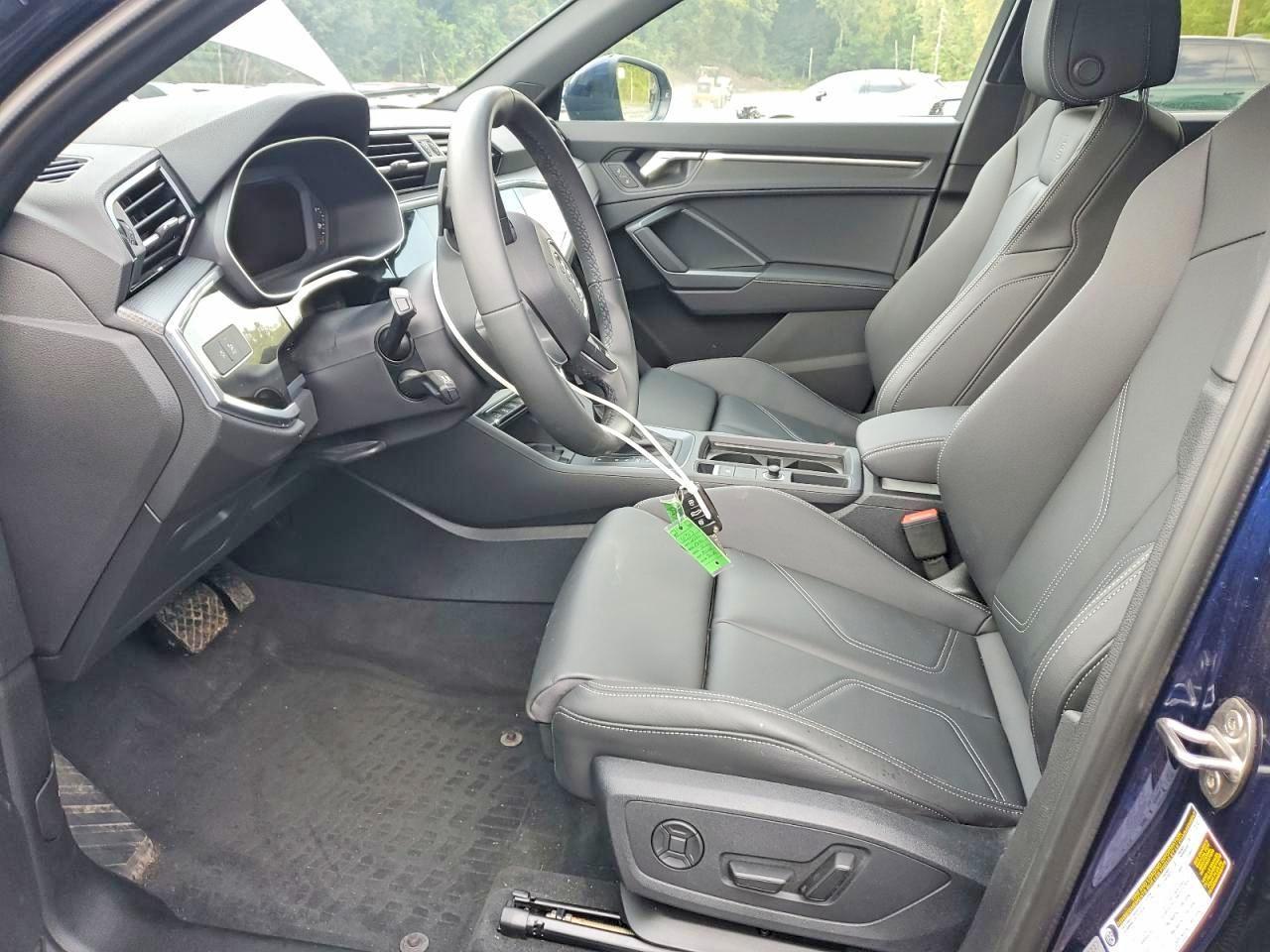 2025 Audi Q3 Premium S Line 45 - Фото 7