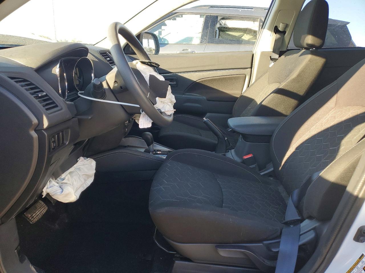 2025 Mitsubishi Outlander Sport S - Фото 7