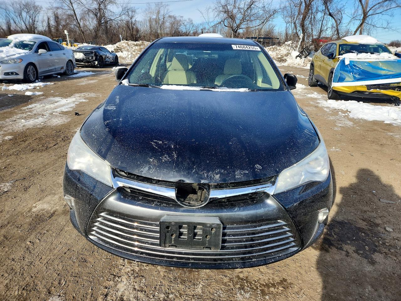 2017 Toyota Camry Le - Image 5
