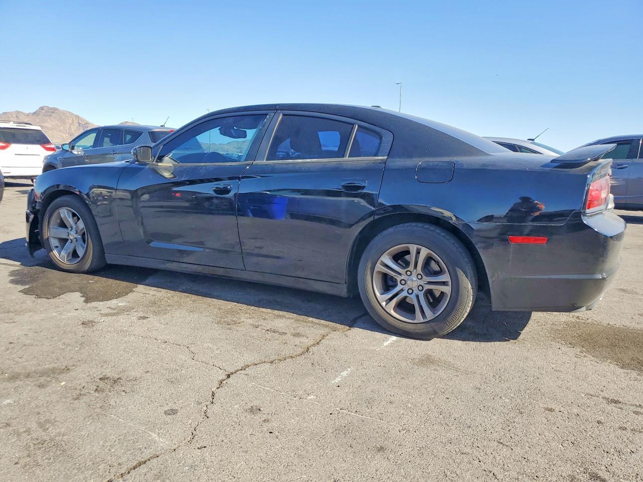 2012 Dodge Charger Sxt - Фото 2