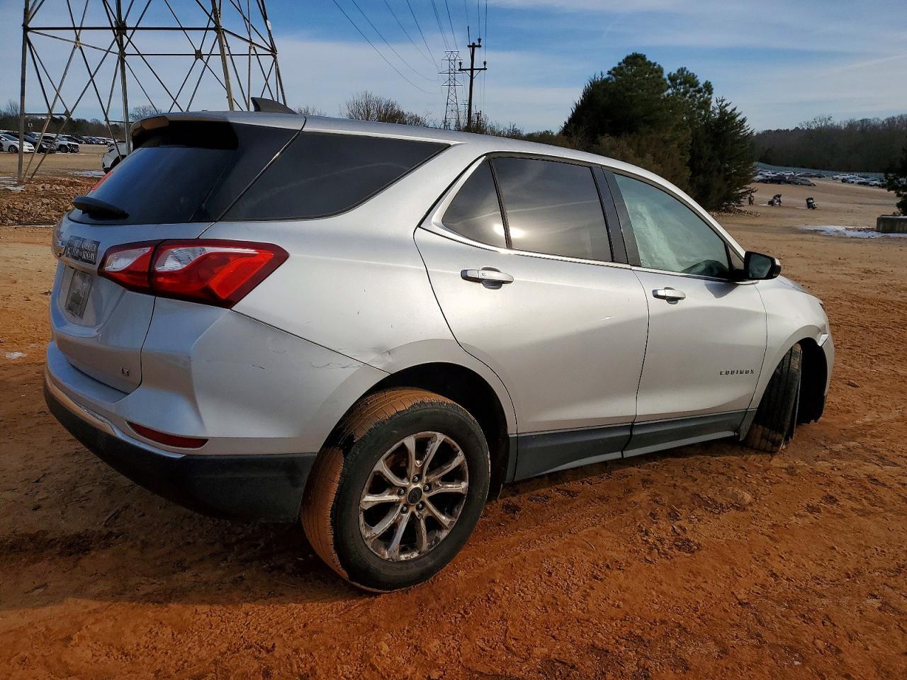 2019 Chevrolet Equinox Lt - Image 3