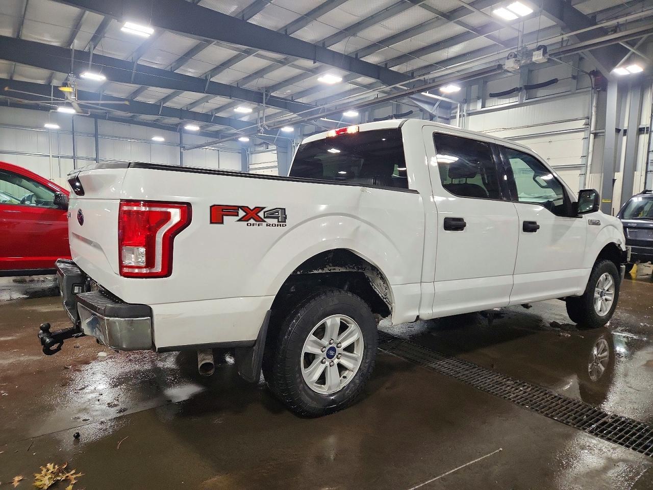 2017 Ford F150 Supercrew - Фото 3