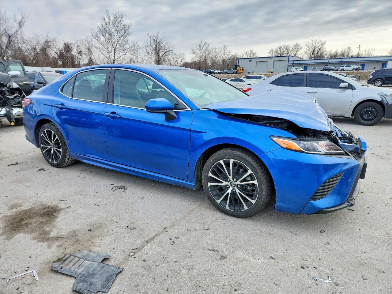 2019 Toyota Camry L - Фото 4