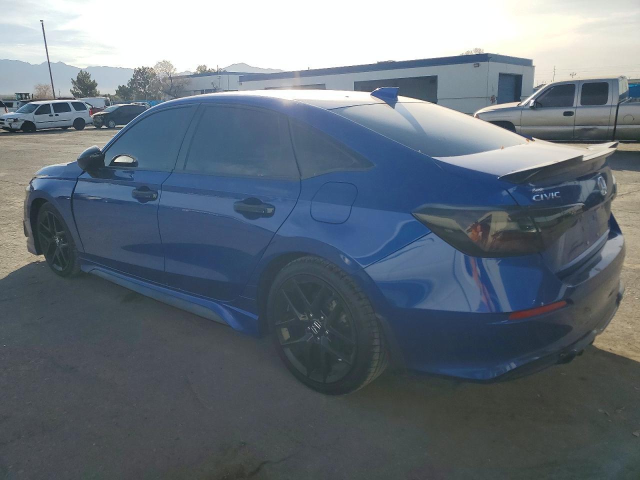 2022 Honda Civic Sport - Фото 2