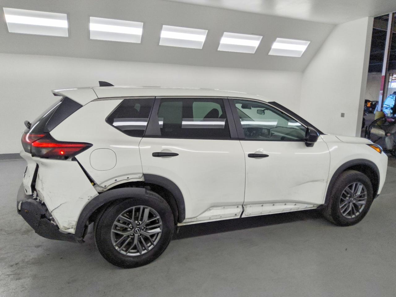 2023 Nissan Rogue S *** Prior Fleet *** - Фото 3