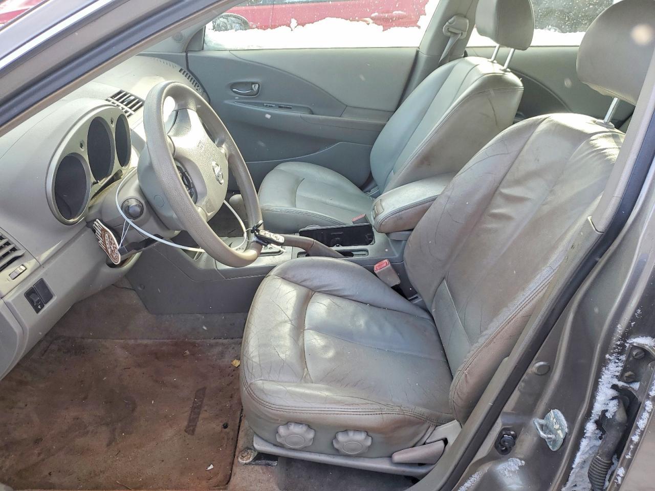 2004 Nissan Altima 2.5 - Фото 7