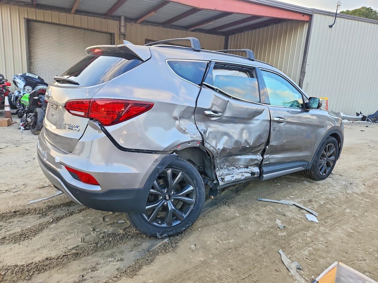 2017 Hyundai Santa Fe Sport 2.0T Ultimate - Фото 3