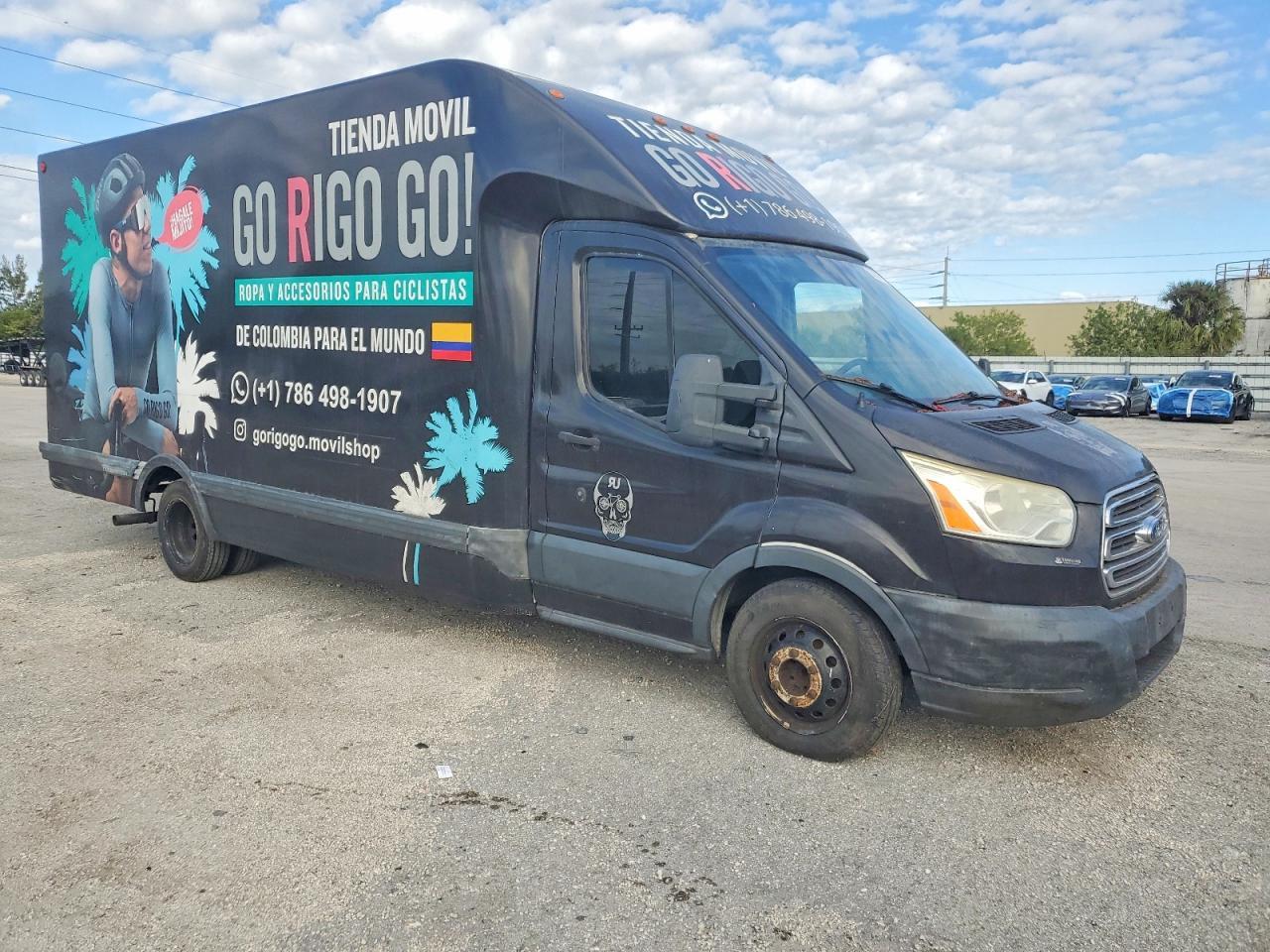 2015 Ford Transit Delivery Truck - Image 4