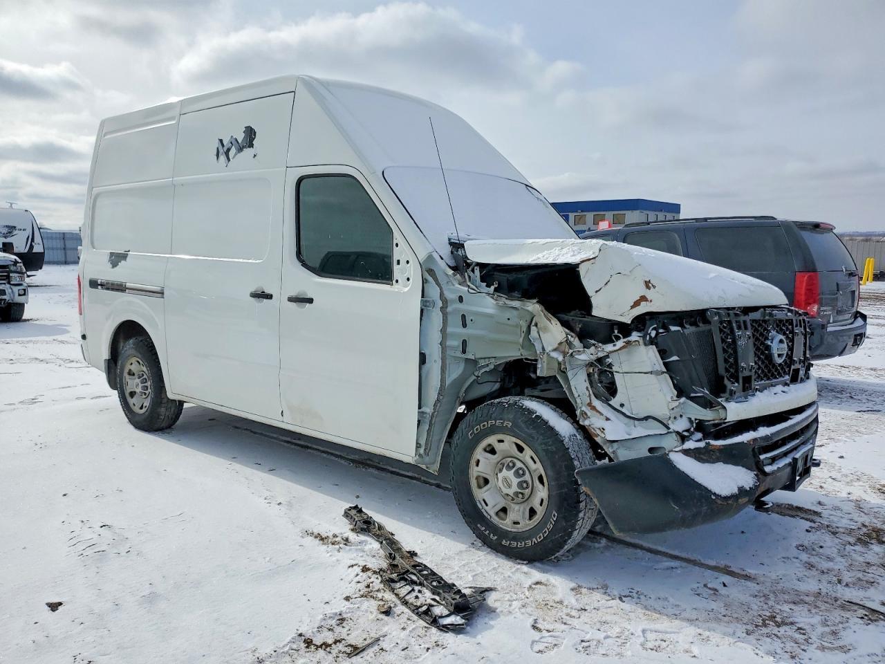 2017 Nissan Nv 2500 Utility / Service Van - Фото 4