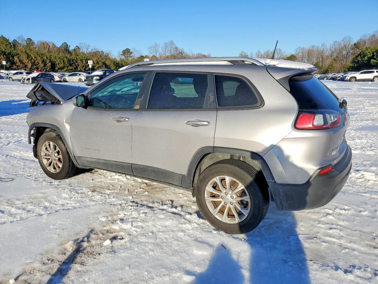 2020 Jeep Cherokee Latitude - Фото 2