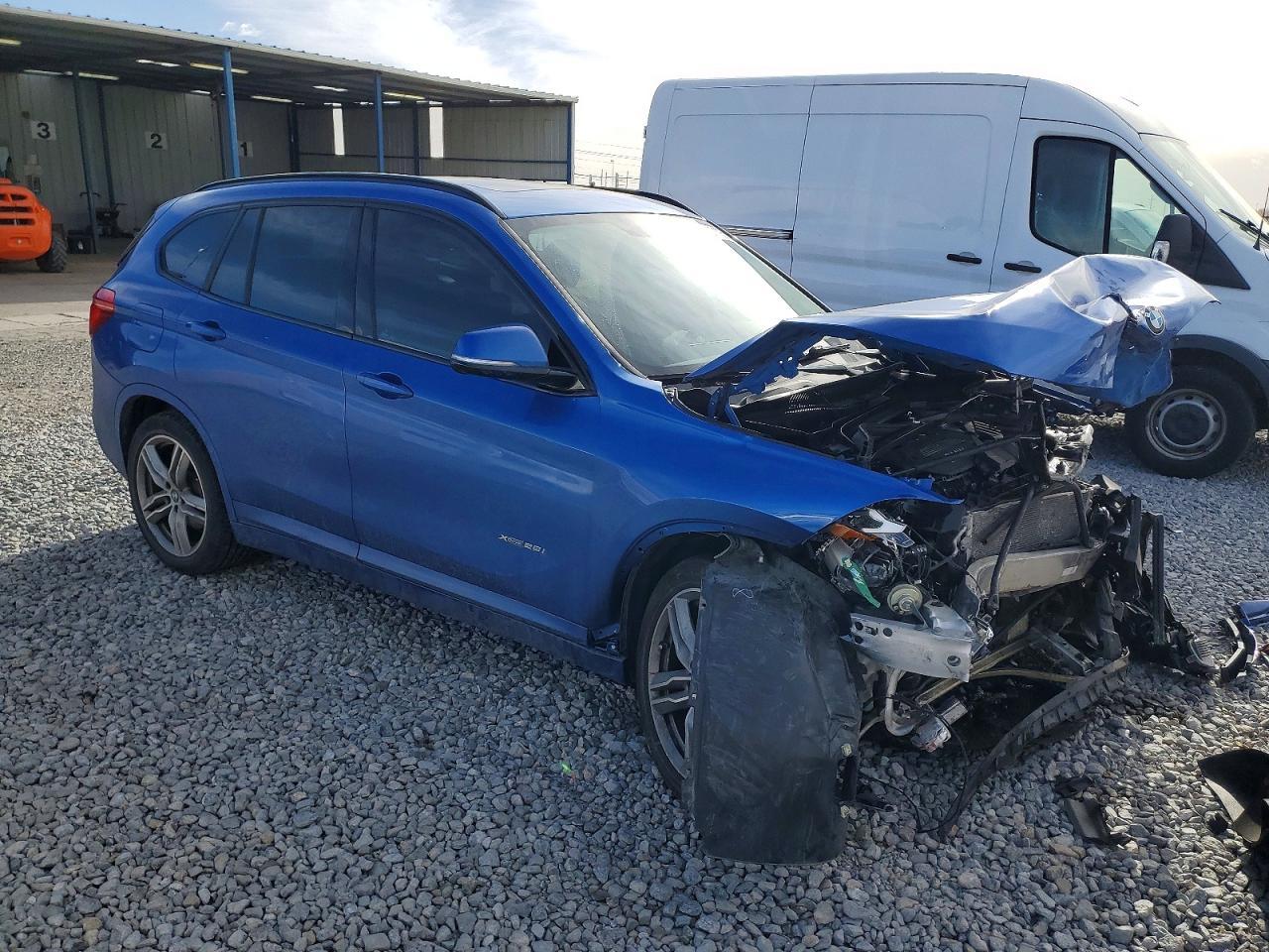 2016 BMW X1 xDrive28I - Фото 4
