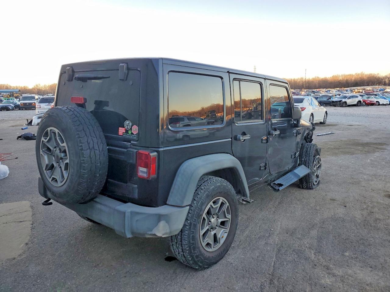 2014 Jeep Wrangler Unlimited Rubicon - Фото 3