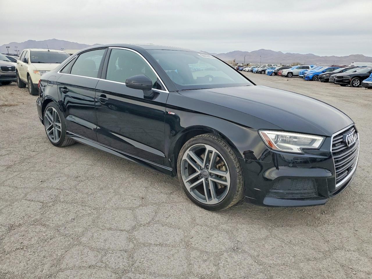 2018 Audi A3 Premium Plus - Фото 4