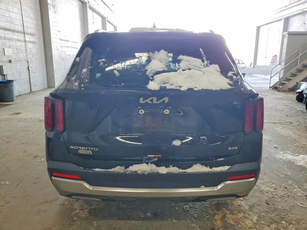 2025 Kia Sorento S - Фото 6