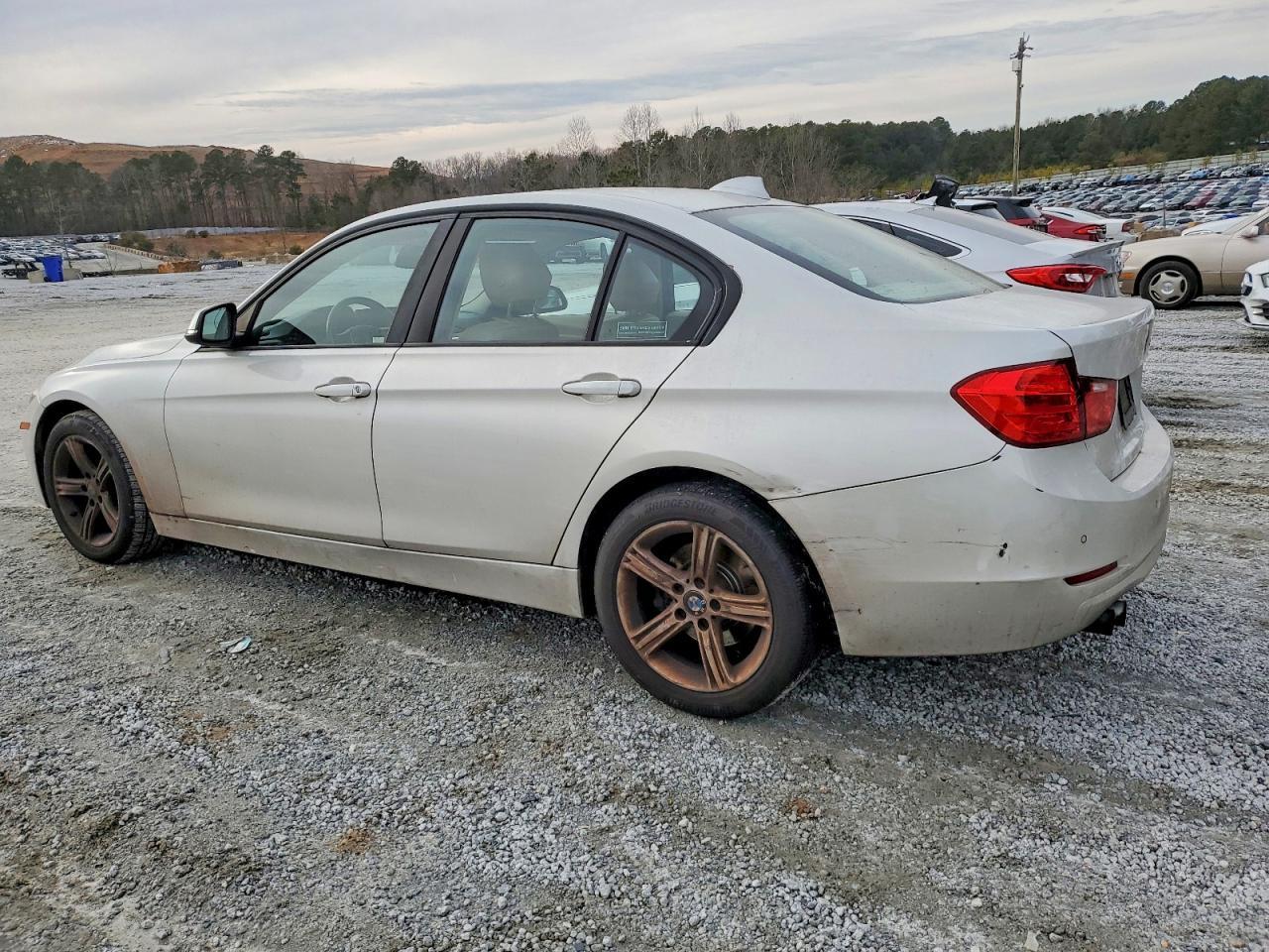2014 BMW 328 I - Image 2