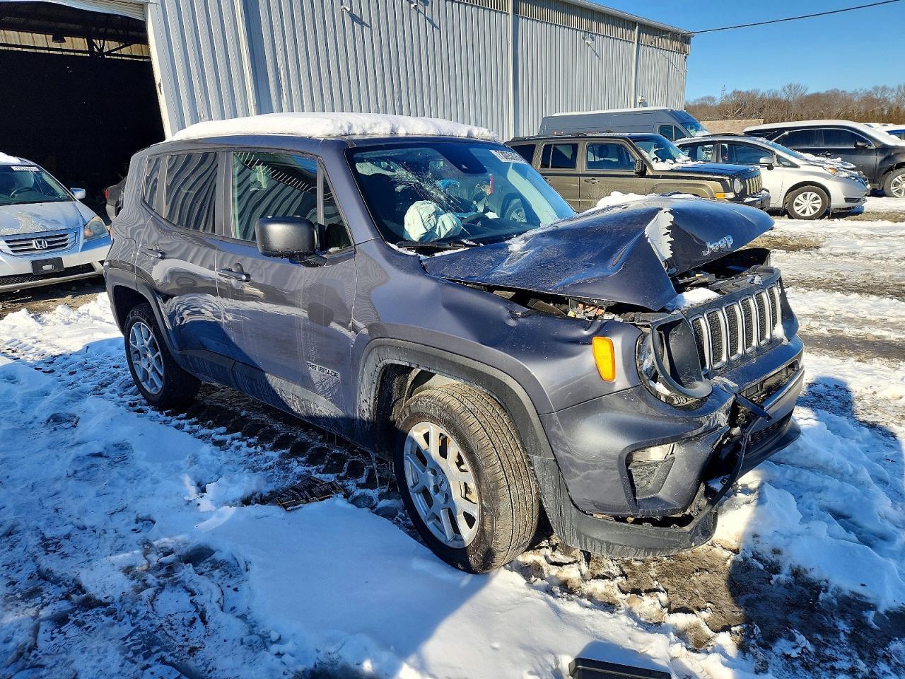 2023 Jeep Renegade Latitude - Image 4
