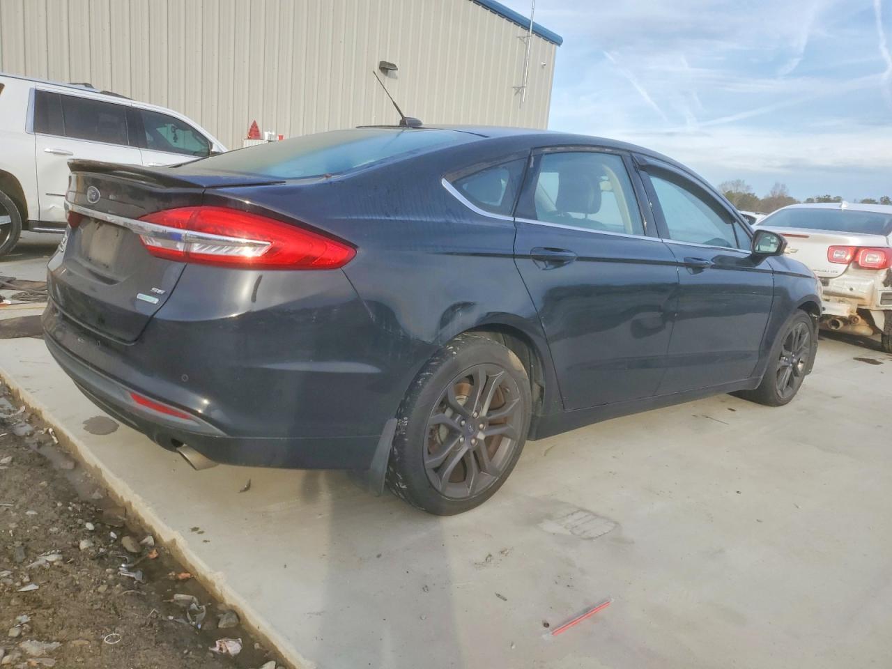 2018 Ford Fusion Se - Image 3