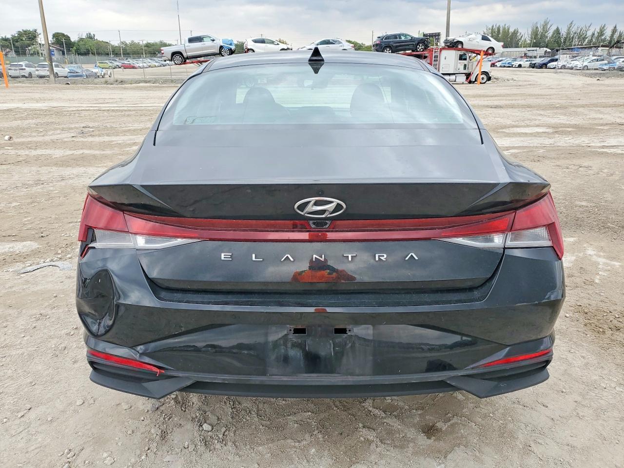 2022 Hyundai Elantra Sel - Image 6