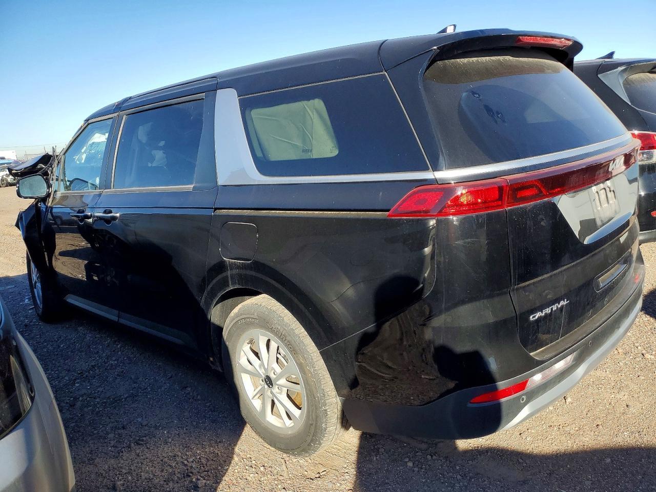 2024 Kia Carnival Lx - Фото 2