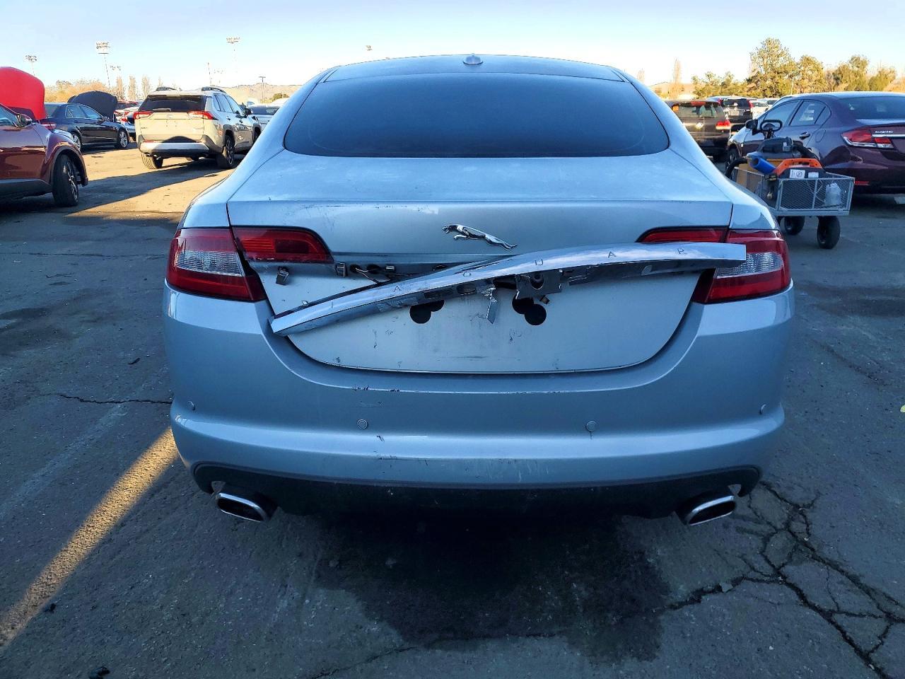 2010 Jaguar Xf Premium - Фото 6
