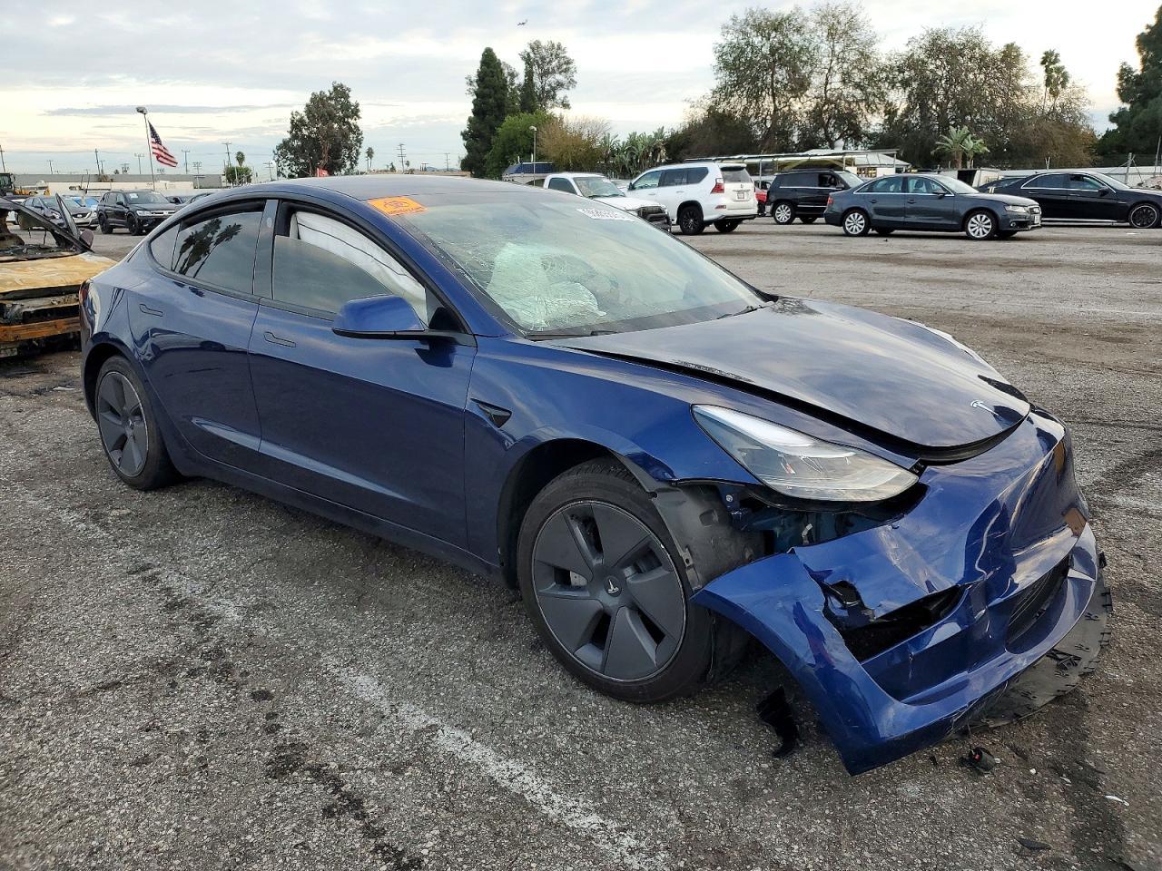2023 Tesla Model 3 - Image 4