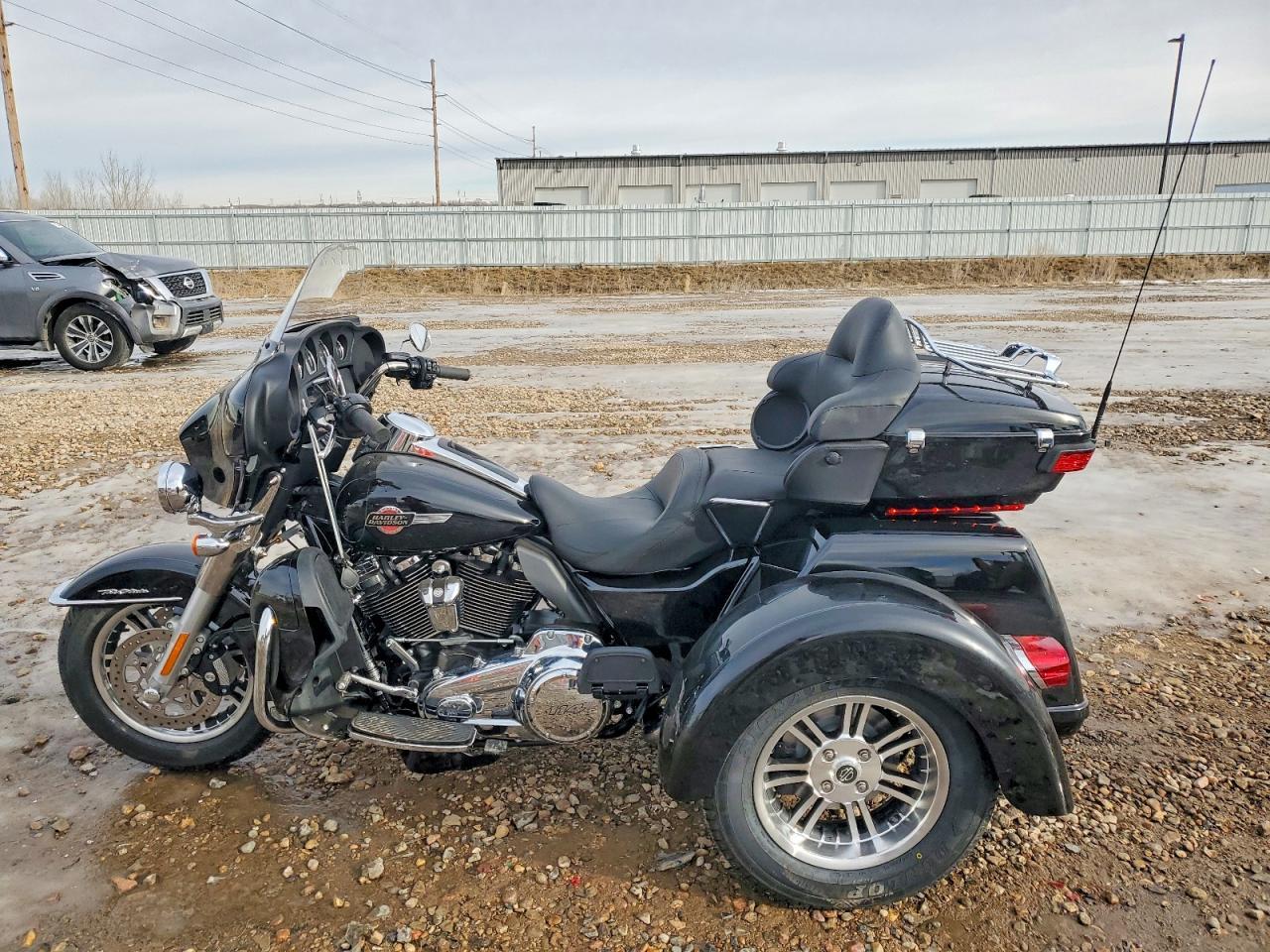 2024 Harley Davidson Flhtcutg - Фото 3