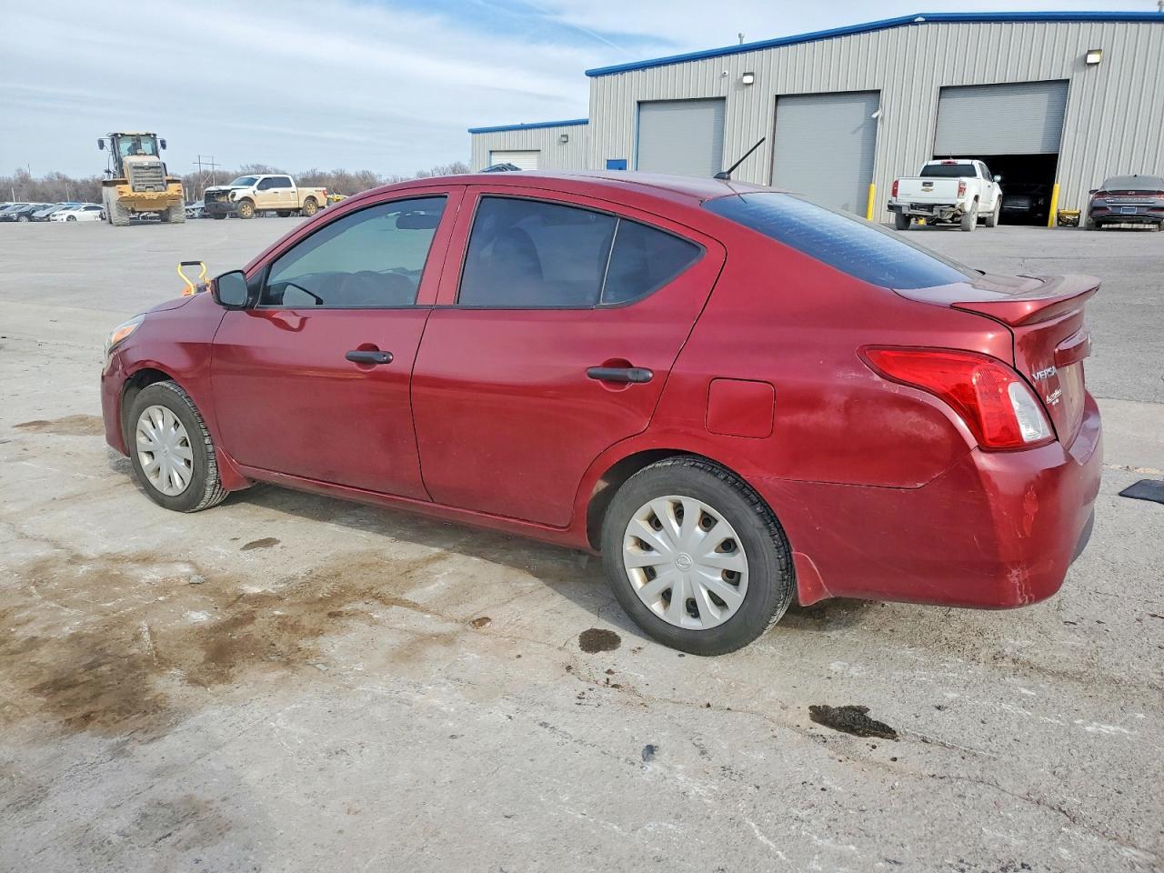 2017 Nissan Versa 1.6 S Plus - Фото 2
