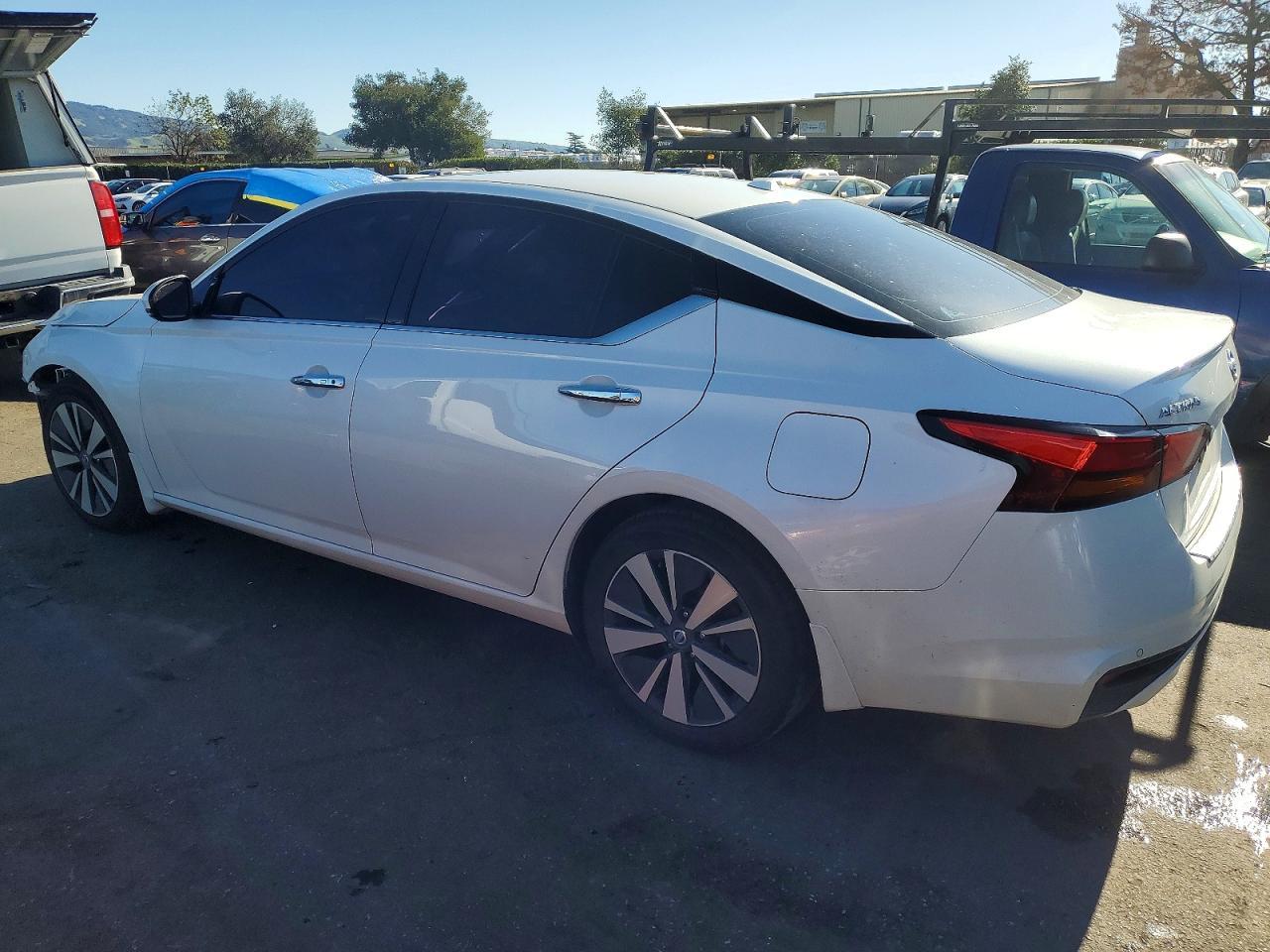 2019 Nissan Altima Sv - Фото 2