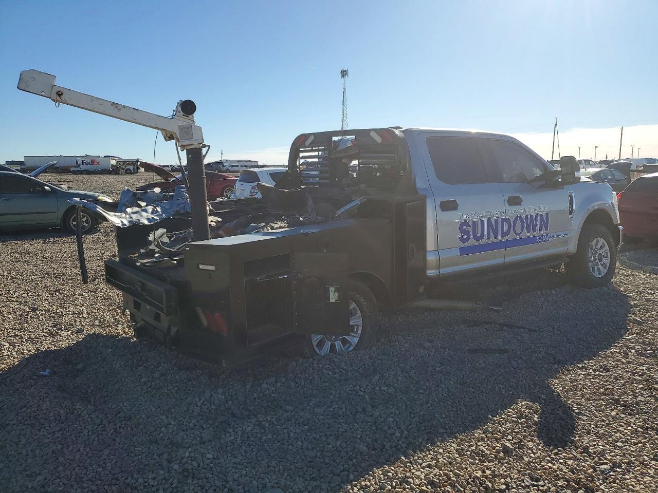 2022 Ford F250 Super Duty - Image 3