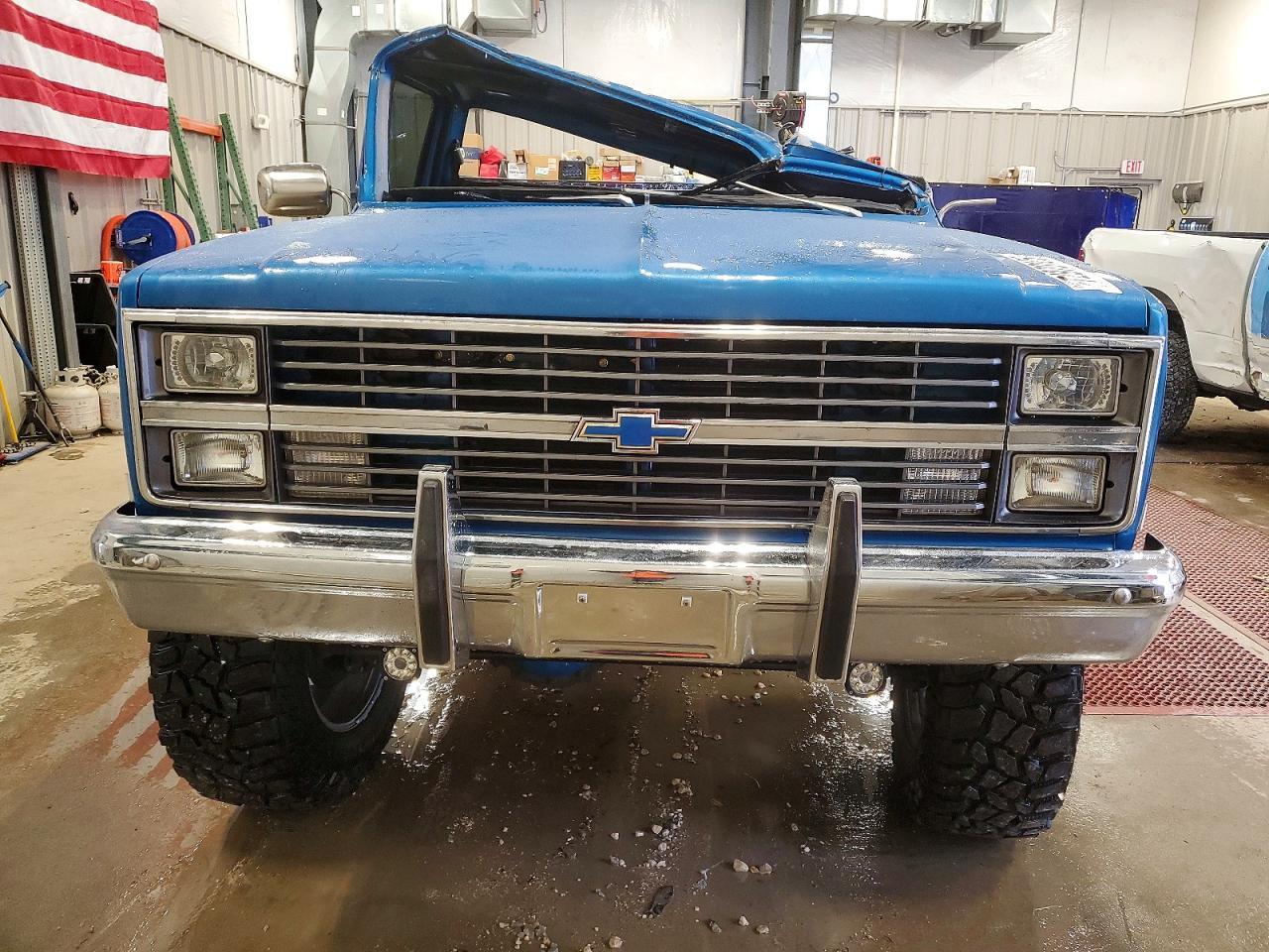 1983 Chev C10 - Image 5