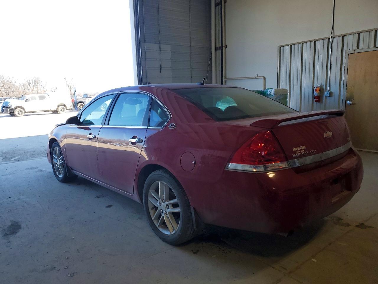 2008 Chevrolet Impala Ltz - Image 2