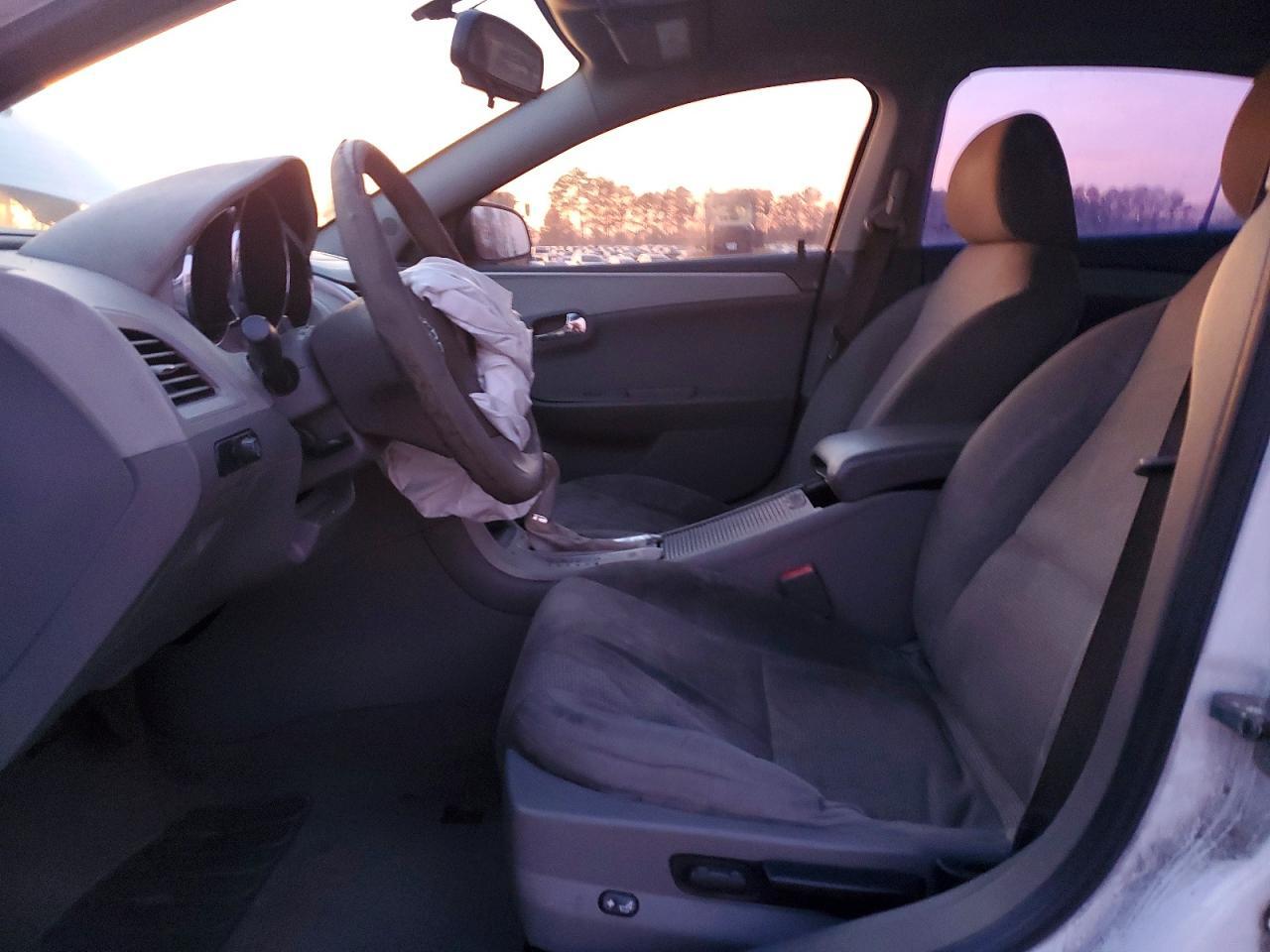 2010 Chevrolet Malibu Ls - Фото 7