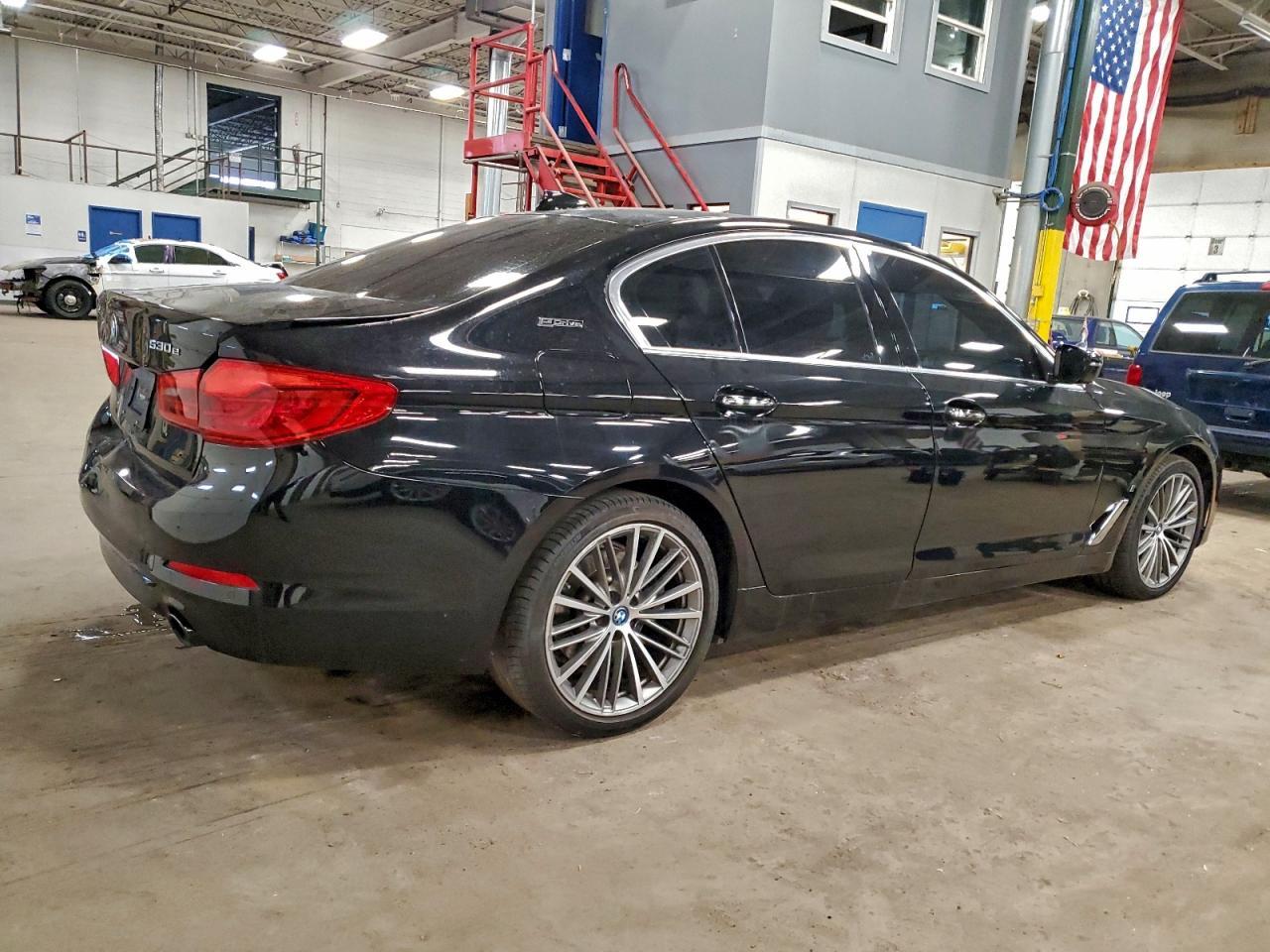 2018 BMW 530E - Image 3
