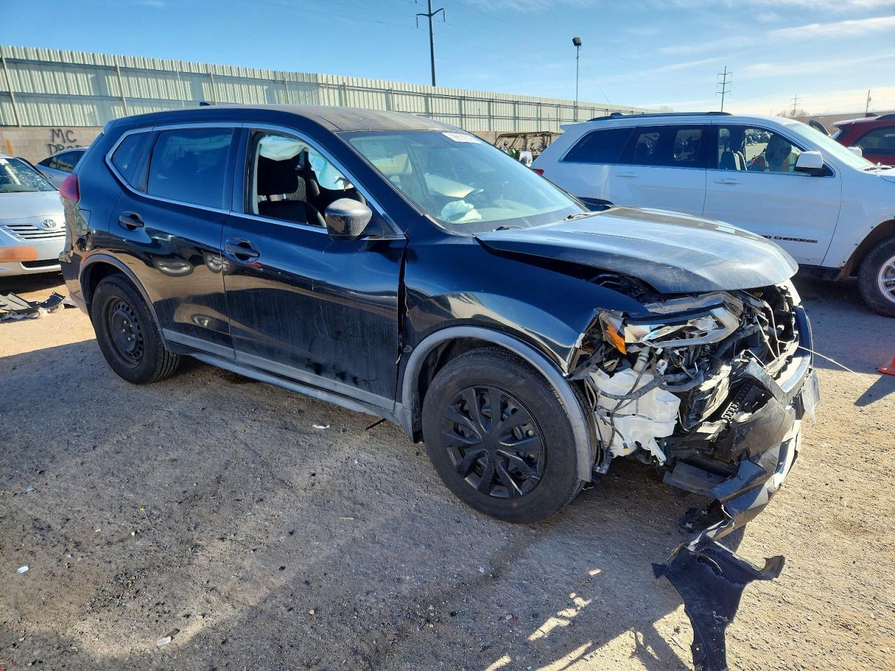 2018 Nissan Rogue S - Фото 4